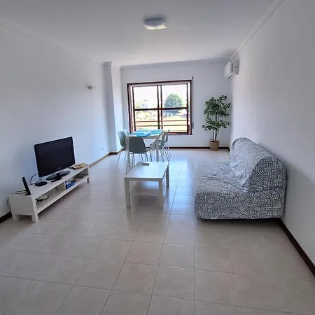 Viana 550, 3 Bedrooms With Air Conditioning